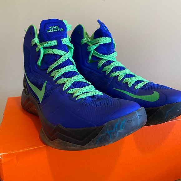 Like New Nike Zoom Hyperdisruptor, size 8 men - Picture 2 of 10